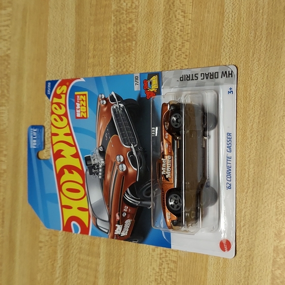 Hot Wheels '62 Corvette Gasser - Picture 6 of 8